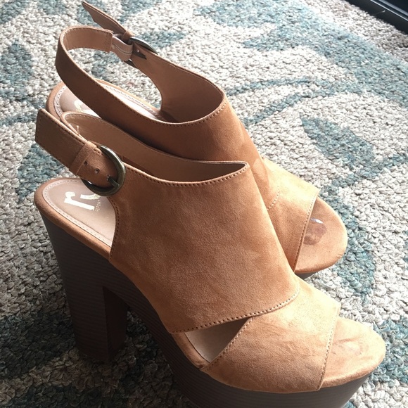 ❌SOLD❌ - Picture 2 of 4